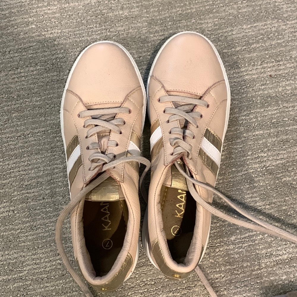 Kaanas leather athleisure sneakers